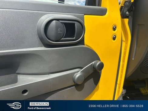 Used 2009 Jeep Wrangler Unlimited X RWD image 20