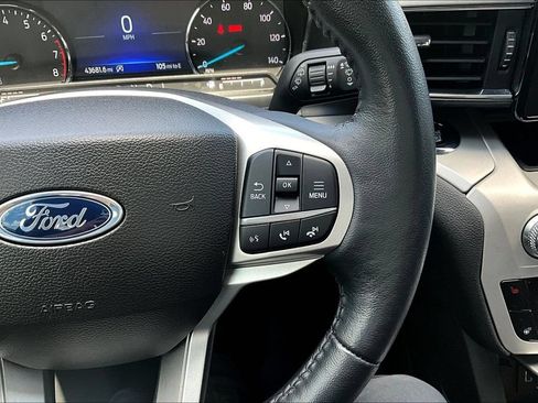 Certified 2023 Ford Explorer XLT w/ Equipment Group 202A AWD/4WD image 15