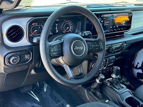 Used 2024 Jeep Wrangler Unlimited Sport AWD/4WD image 11