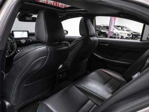 Used 2022 Lexus IS 350 F Sport image 38