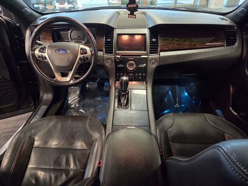 Used 2016 Ford Taurus Limited w/ Equipment Group 301A image 46