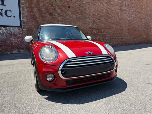 Used 2015 MINI Cooper 2-Door Hardtop FWD image 2
