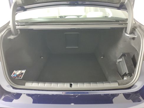 New 2026 BMW 740i xDrive image 25