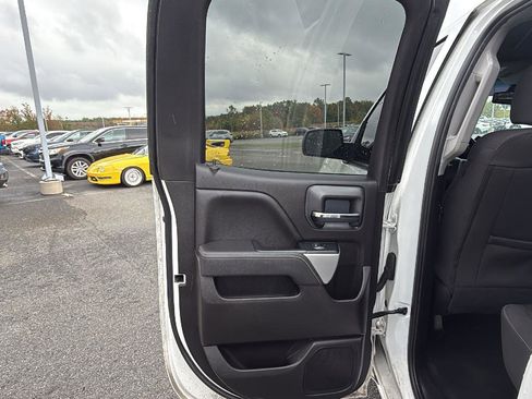 Used 2018 Chevrolet Silverado 1500 LT w/ Redline Edition image 21