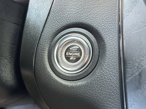 Certified 2022 Mercedes-Benz GLC 300 w/ Premium Package Lite image 22