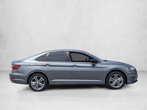 Used 2021 Volkswagen Jetta R-Line FWD image 4