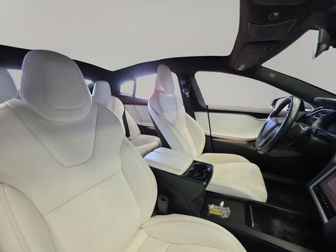 Used 2019 Tesla Model S Long Range AWD/4WD image 19
