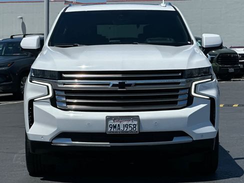 Used 2024 Chevrolet Tahoe High Country AWD/4WD image 10