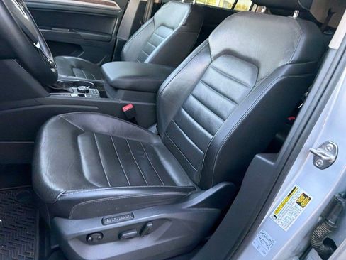 Used 2019 Volkswagen Atlas SEL Premium AWD/4WD image 17