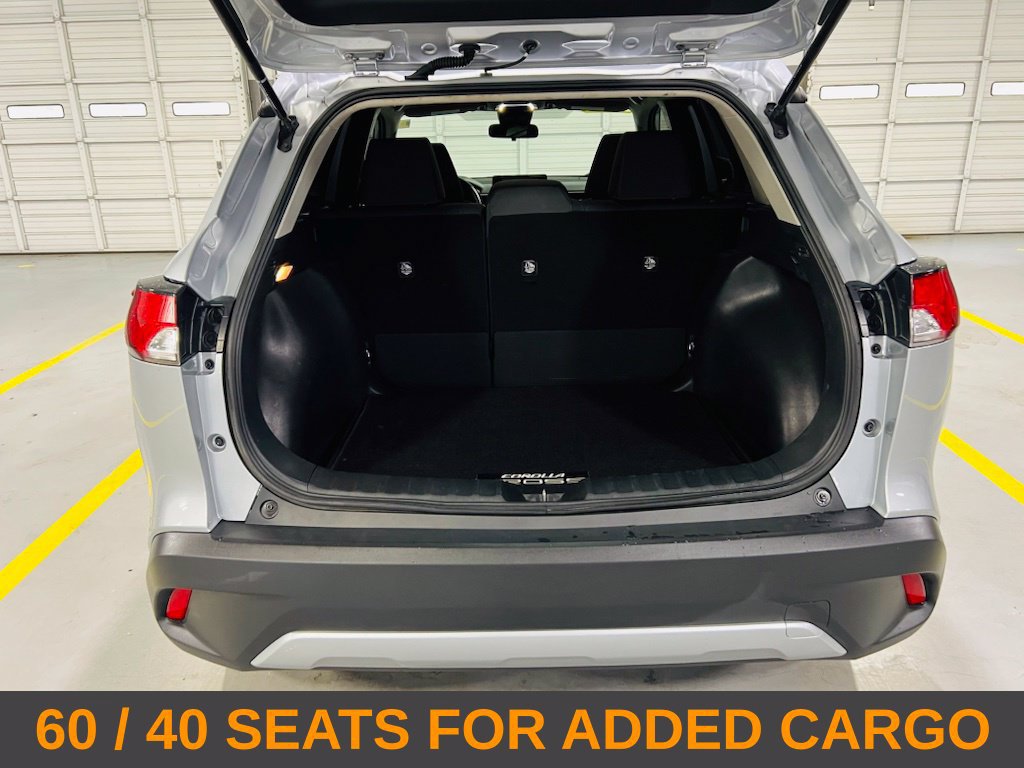 Used 2022 Toyota Corolla Cross LE FWD image 9