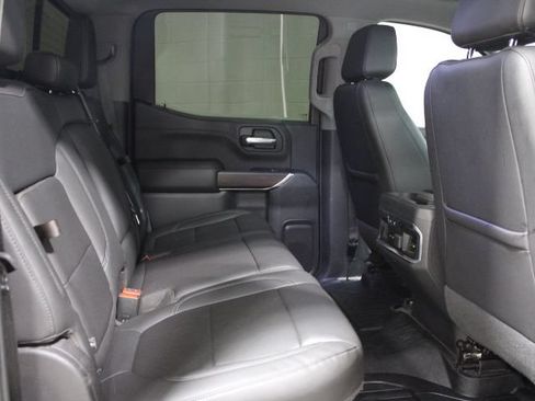 Used 2019 GMC Sierra 1500 SLT AWD/4WD image 30