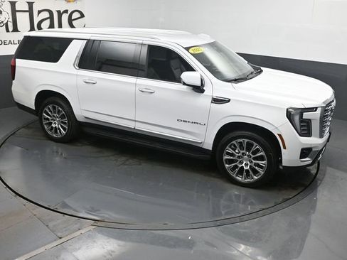 Used 2025 GMC Yukon XL Denali image 40