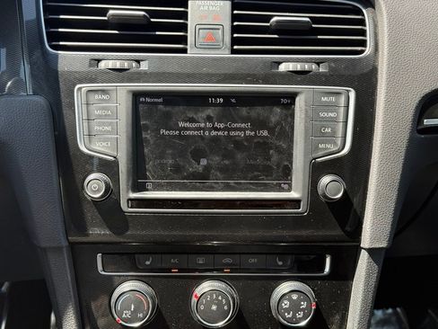 Used 2017 Volkswagen GTI S FWD image 13