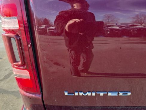 Used 2020 RAM 1500 Limited w/ Body Color Bumper Group image 8