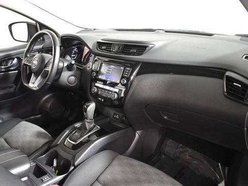 Used 2022 Nissan Rogue Sport SV AWD/4WD image 36