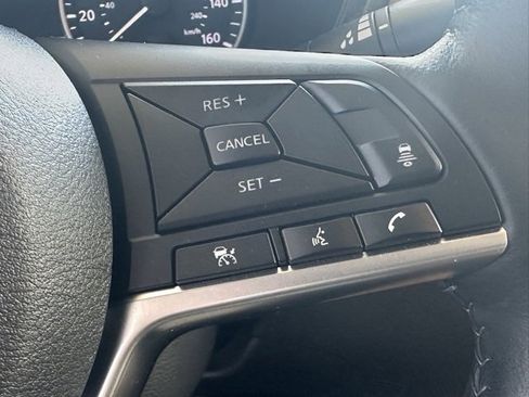 Used 2022 Nissan Sentra SV w/ SV Premium Package image 28