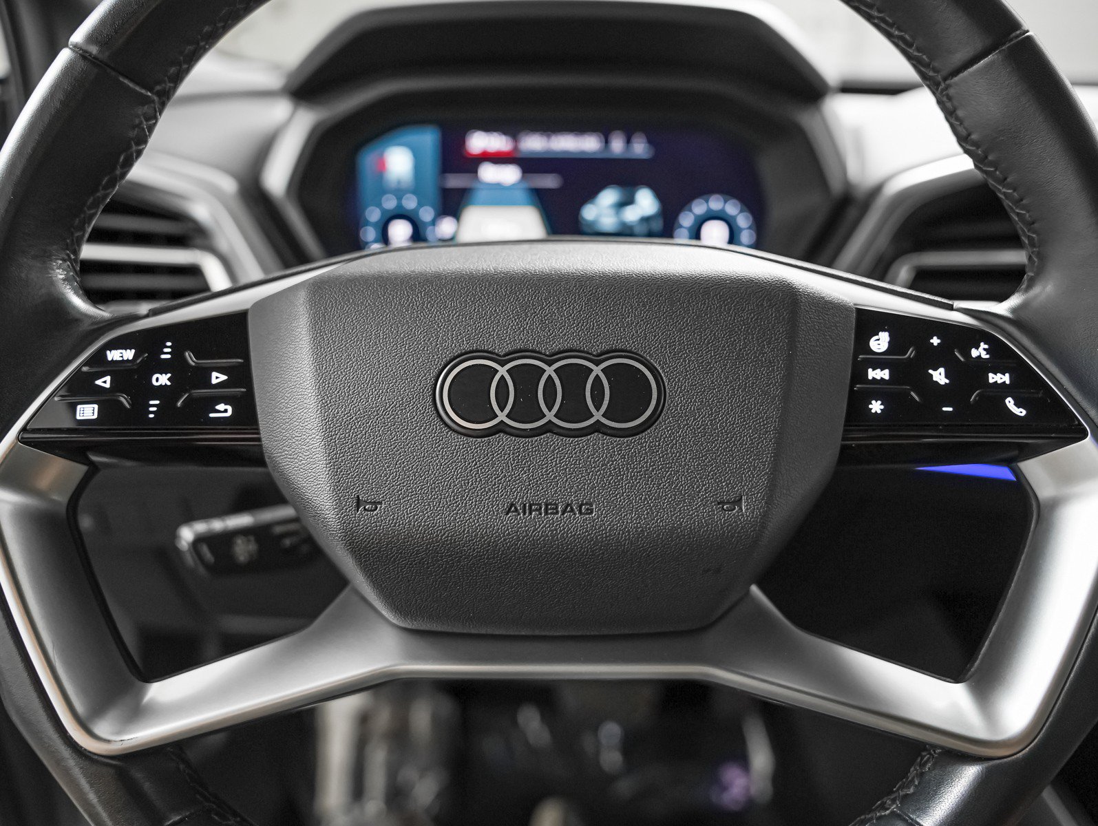 Used 2023 Audi Q4 e-tron Premium Plus w/ Premium Plus AWD/4WD image 13