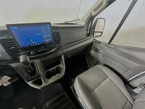 Used 2023 Ford Transit 350 XLT image 11