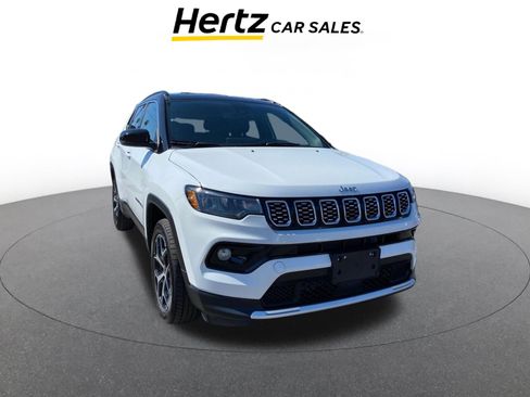 Used 2025 Jeep Compass Limited image 1