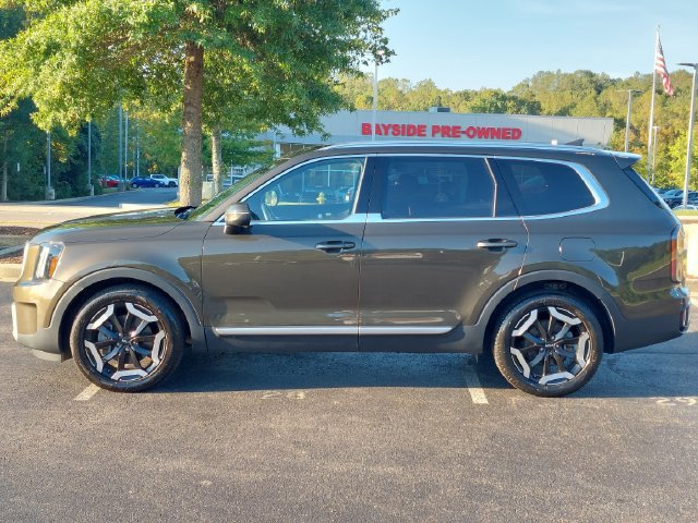 Used 2024 Kia Telluride EX AWD/4WD image 10