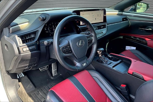 Used 2023 Lexus ES 350 F Sport w/ Accessory Package (Z2) FWD image 17