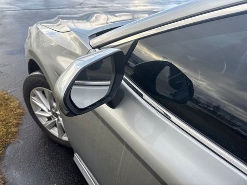 Used 2023 Toyota Camry LE image 28