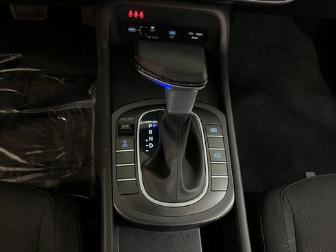Used 2025 Hyundai Kona SEL image 41