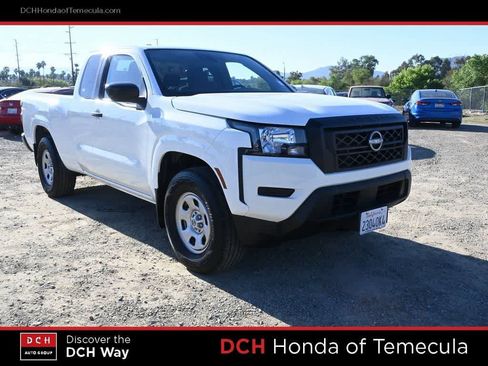 Used 2022 Nissan Frontier S w/ Technology Package image 3