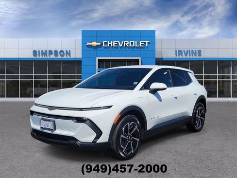 Used 2026 Chevrolet Equinox EV LT FWD image 4