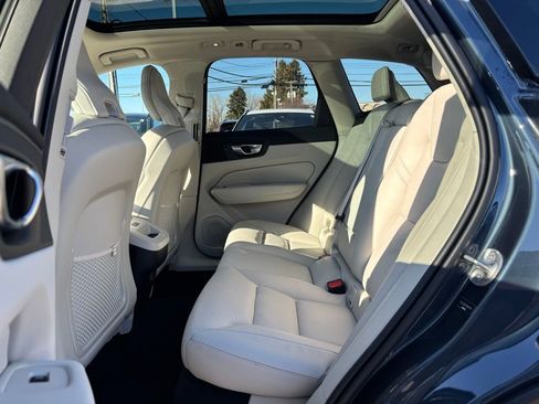Certified 2024 Volvo XC60 B5 Core w/ Climate Package image 18