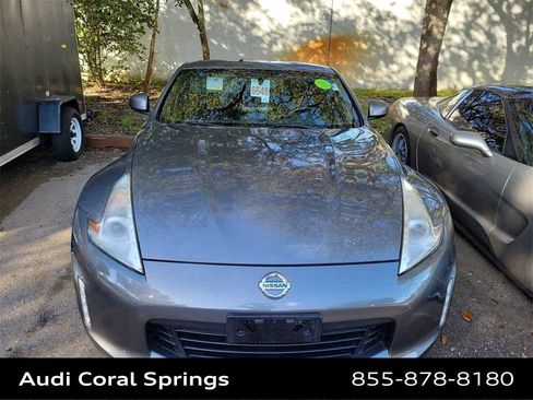 Used 2013 Nissan 370Z Touring w/ Sport Pkg image 9
