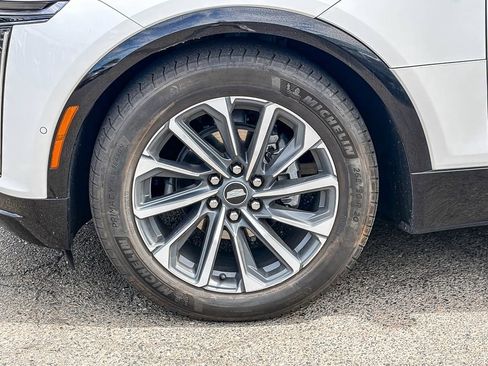 Used 2024 Cadillac Lyriq Sport AWD/4WD image 4