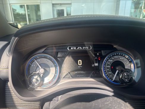 Used 2021 RAM 1500 Limited image 4