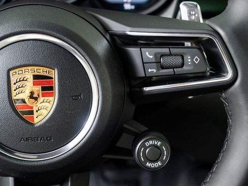 New 2026 Porsche Macan AWD/4WD image 11