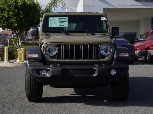 New 2026 Jeep Wrangler Unlimited Sport image 9