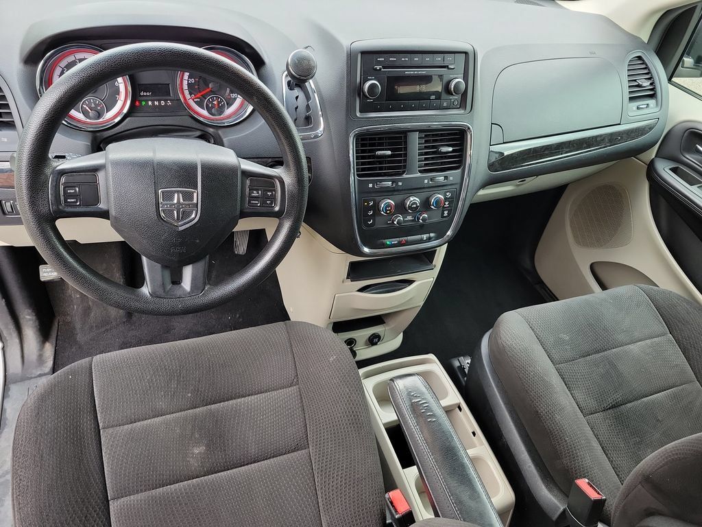 Used 2013 Dodge Grand Caravan SE FWD image 15