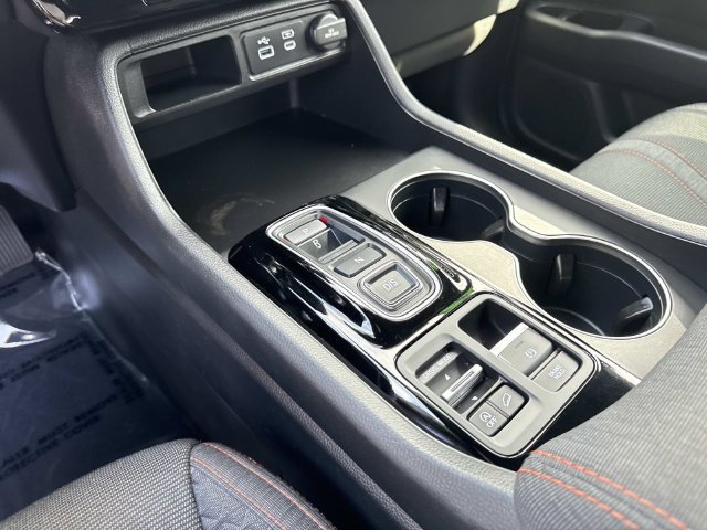 Certified 2023 Honda Pilot Sport image 27