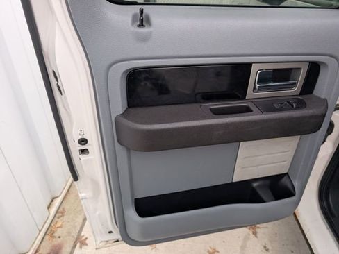 Used 2012 Ford F150 Platinum image 19