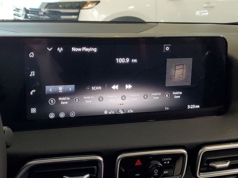New 2026 Nissan Sentra SR w/ SR Premium Package FWD image 11