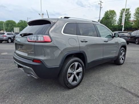 Certified 2019 Jeep Cherokee Limited w/ Trailer Tow Group AWD/4WD image 8