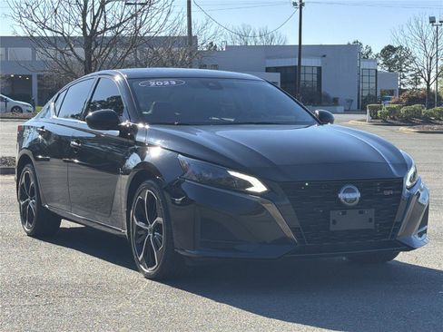 Used 2023 Nissan Altima 2.5 SR AWD/4WD image 26