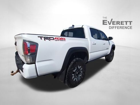 Used 2023 Toyota Tacoma TRD Off-Road w/ Technology Package image 4