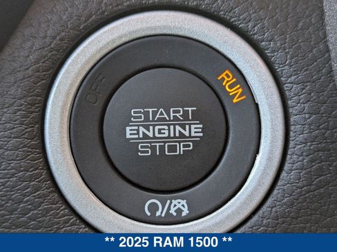 Used 2025 RAM 1500 Tradesman AWD/4WD image 34