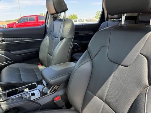 Used 2023 Kia Telluride SX Prestige X-Line AWD/4WD image 23
