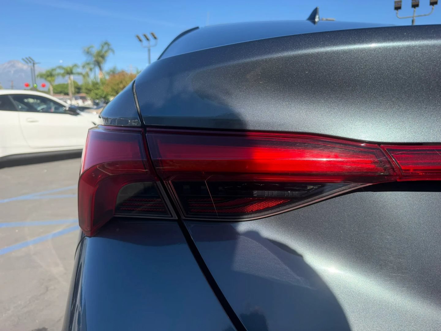 Used 2021 Toyota Avalon XLE FWD image 15