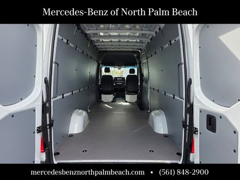 New 2026 Mercedes-Benz Sprinter 2500 image 9