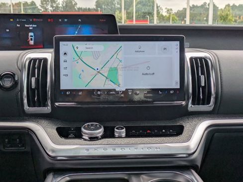 New 2025 Ford Expedition Tremor image 23