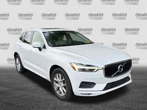 Used 2021 Volvo XC60 T5 Momentum AWD/4WD image 2