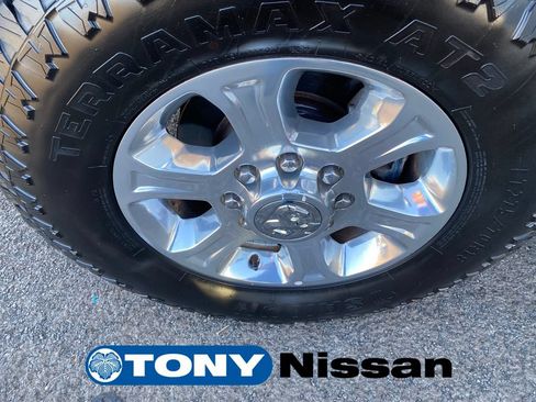 Used 2024 RAM 2500 Big Horn AWD/4WD image 27