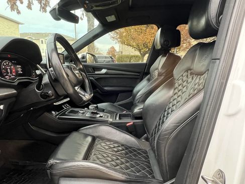 Used 2018 Audi SQ5 Prestige w/ Prestige Package image 13